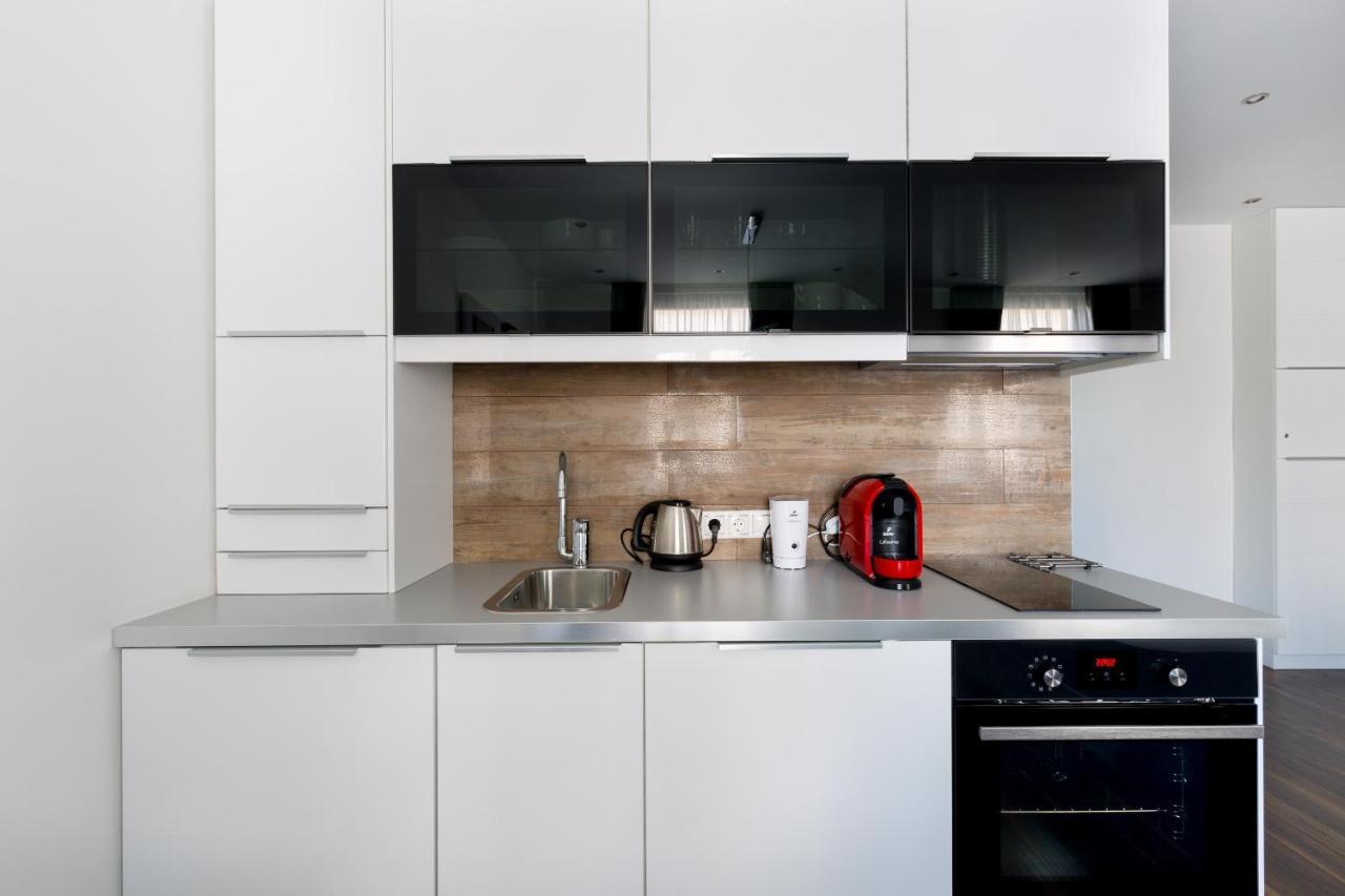 Budapest Central Square 2 Bedrooms Suite - Michaelides Voeroesmarty Square Residences Exterior photo